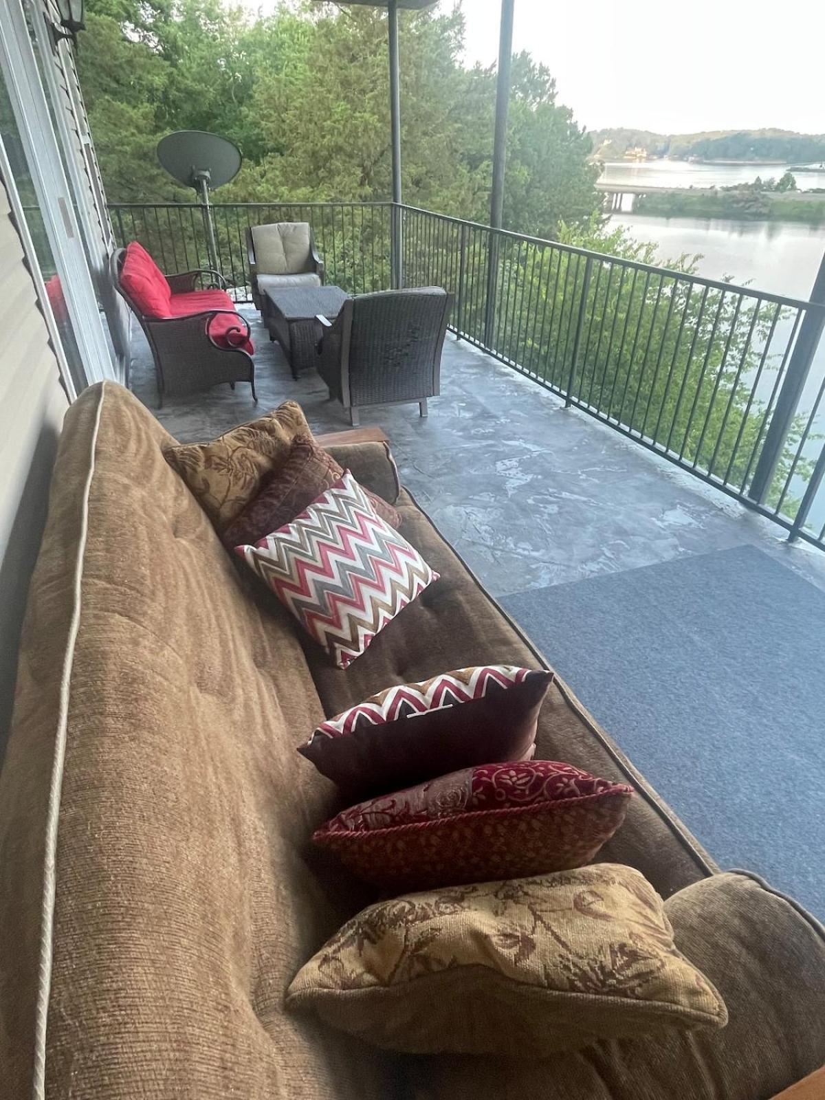 Brooklynn'S Bay, Elegant Lakefront Condo Retreat Hot Springs Extérieur photo