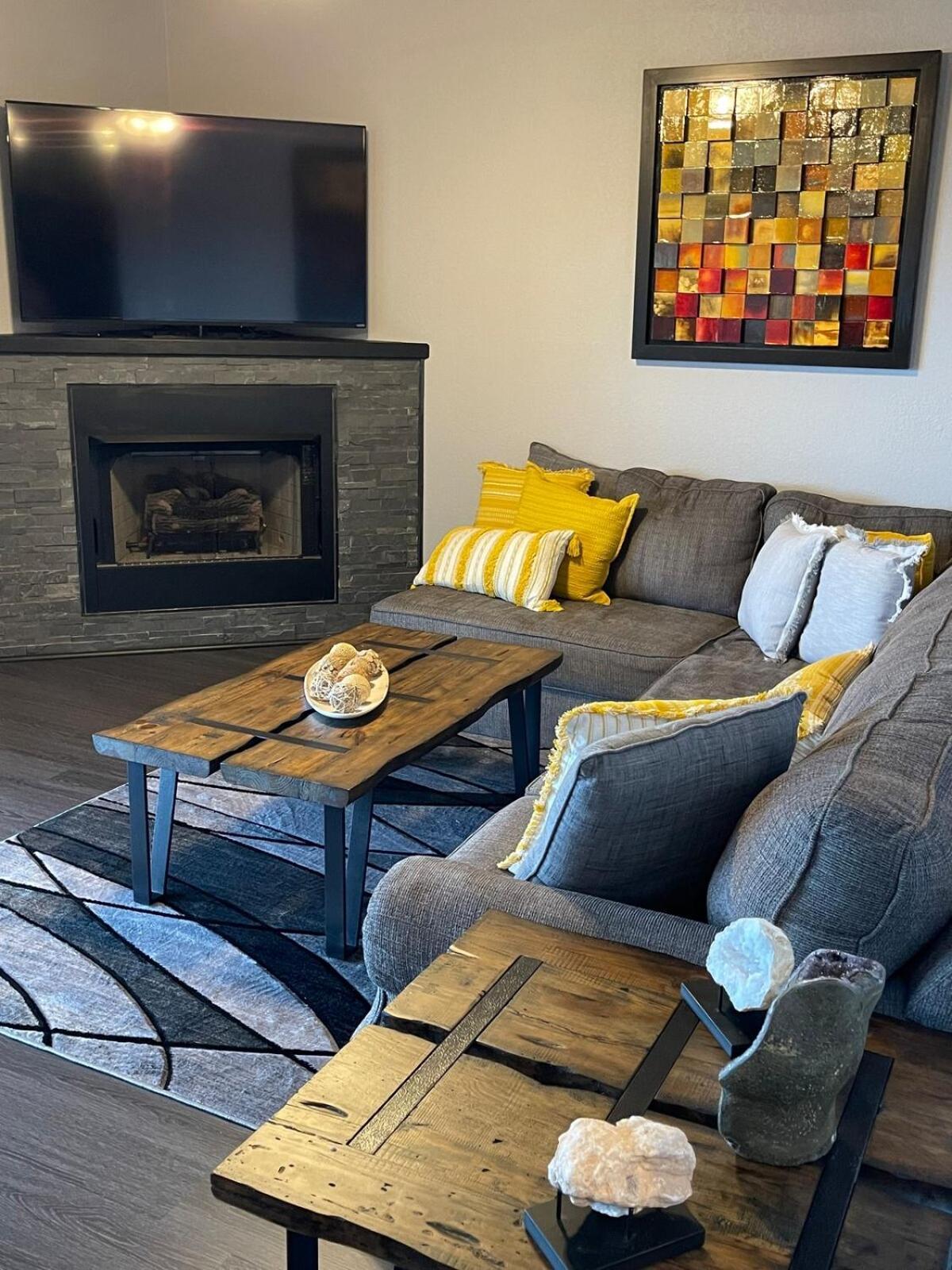 Brooklynn'S Bay, Elegant Lakefront Condo Retreat Hot Springs Extérieur photo